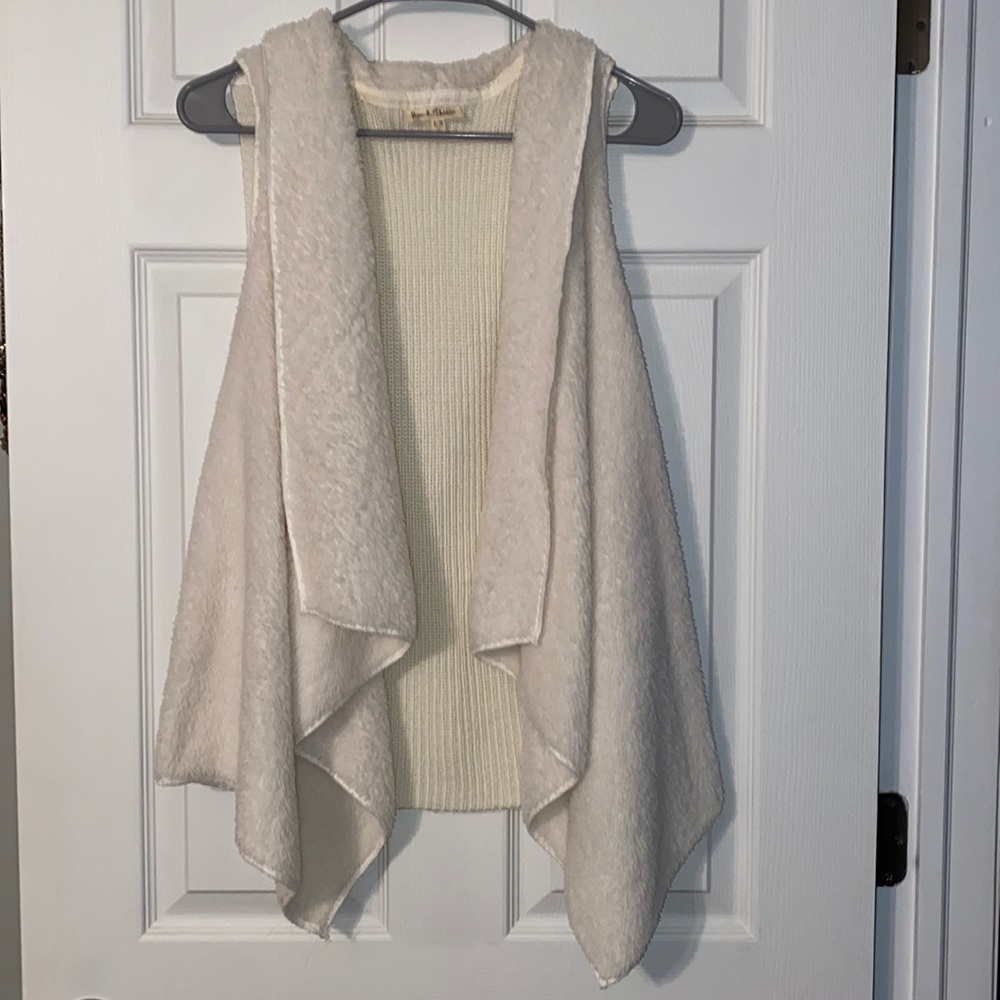 Sweater Vest